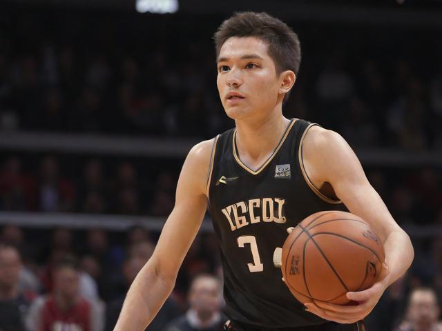 开云体育_ NBA中的小球战术：如何颠覆传统？，nba小球阵容