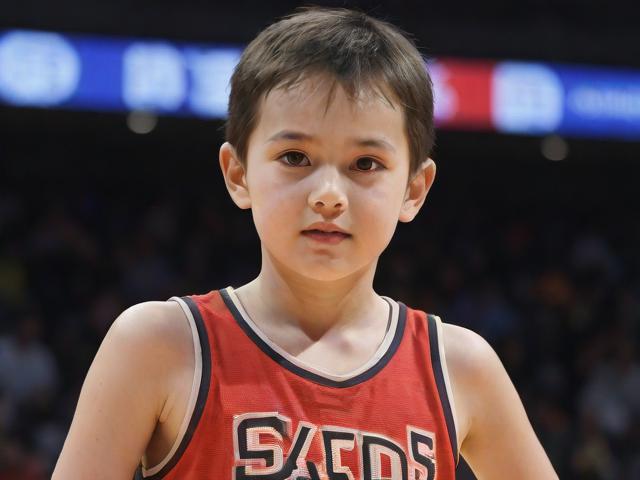 开云体育_ NBA中小球队的生存法则:逆势而上的故事,nba开创小球时代的是谁 开云体育_ NBA中小球队的生存法则:逆势而上的故事,nba开创小球时代的是谁