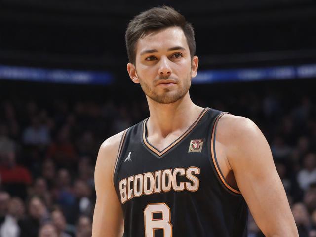 开云体育_ NBA季前赛的要点:新阵容的试探与考验,nba季前赛推荐分析 开云体育_ NBA季前赛的要点:新阵容的试探与考验,nba季前赛推荐分析