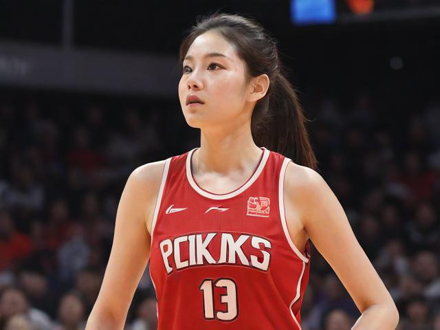 _开云体育_ 女篮的崛起：精彩对抗赛的回顾_，直击女蓝