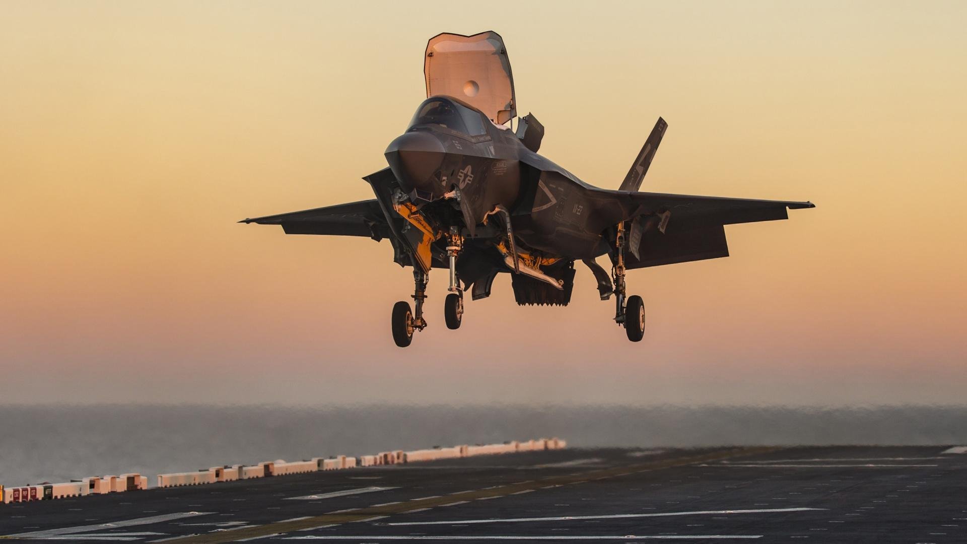 快船旧将回归主场引发球迷热烈欢迎,快船今年