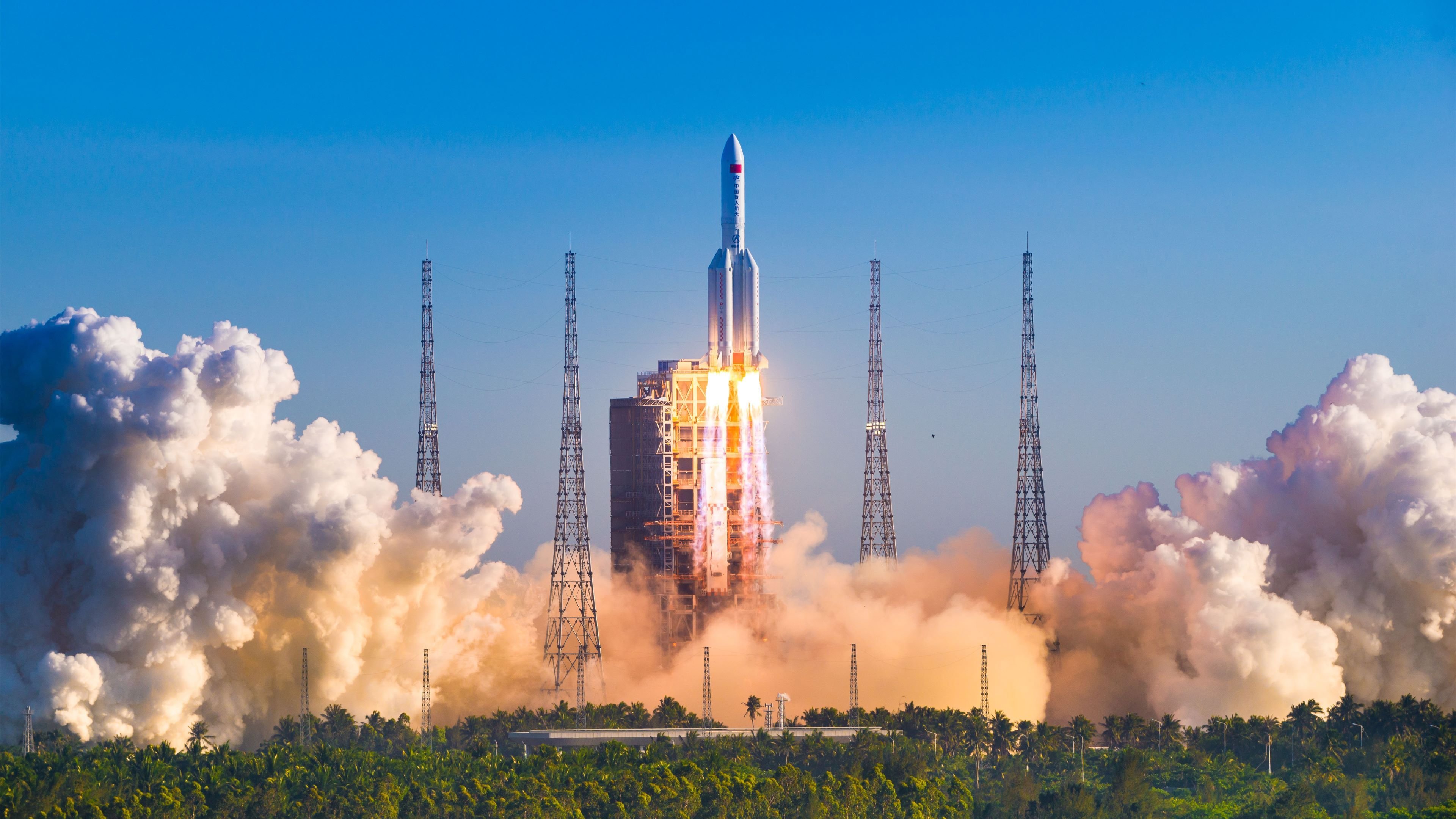 欧冠现场的球迷创意装扮大比拼,欧冠足球服