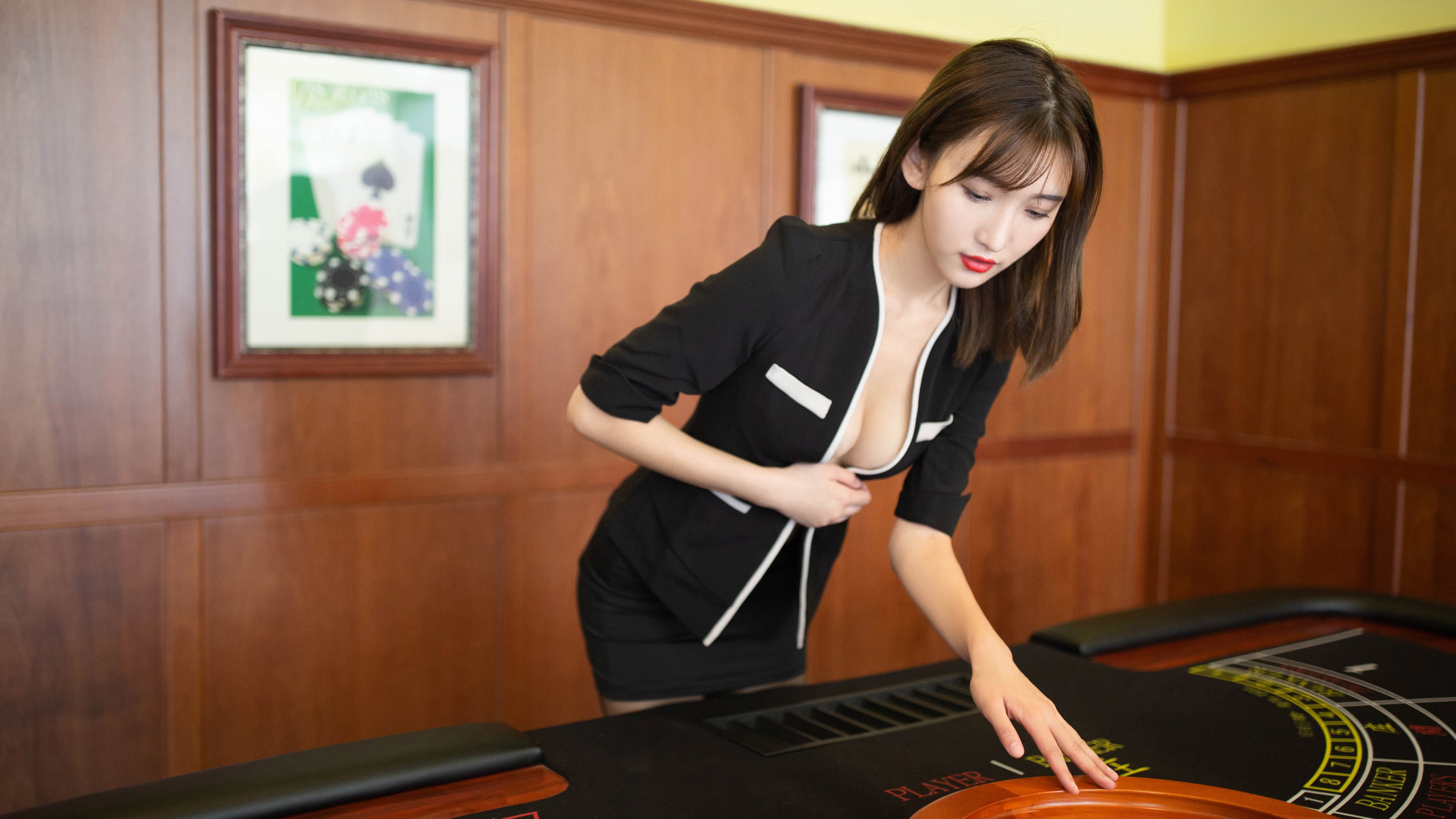 步行者队赛季初表现平稳，逐步找回节奏，步行者队战绩