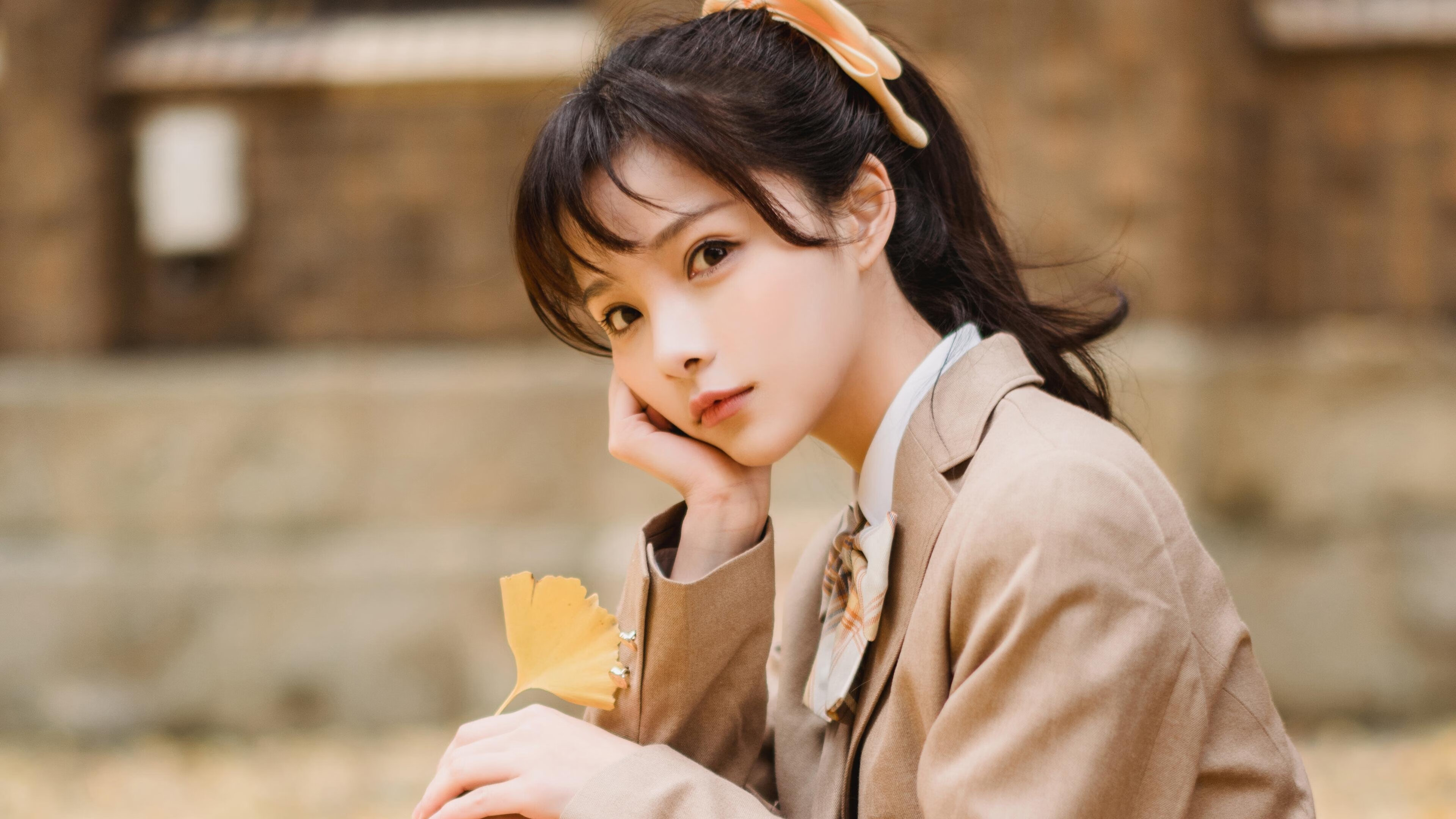 新西兰全黑队球员灵活变换位置，进攻如同精密机器，新西兰的球队